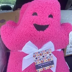 2 pink pillows! Holding for Lisa M!